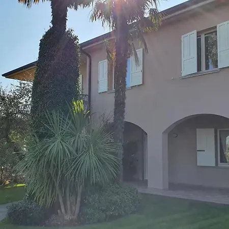 Al Profumo Del Garda بيت للعطل Castello (Brescia)